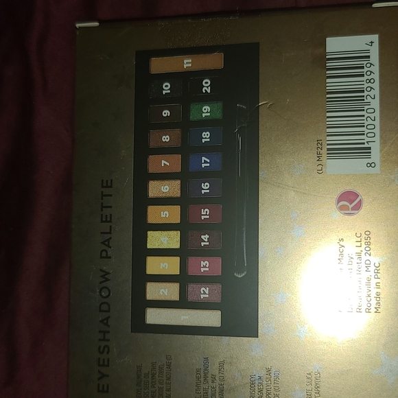 Eyeshadow Palette MACYS - Picture 9 of 10